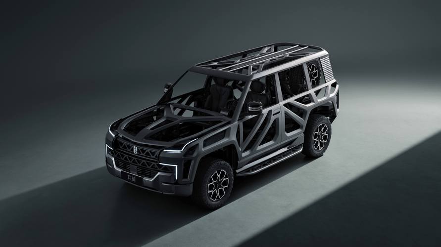 成都144仰望U8硬派越野的科技魅力，国能汽车对传统燃油车市场的冲击